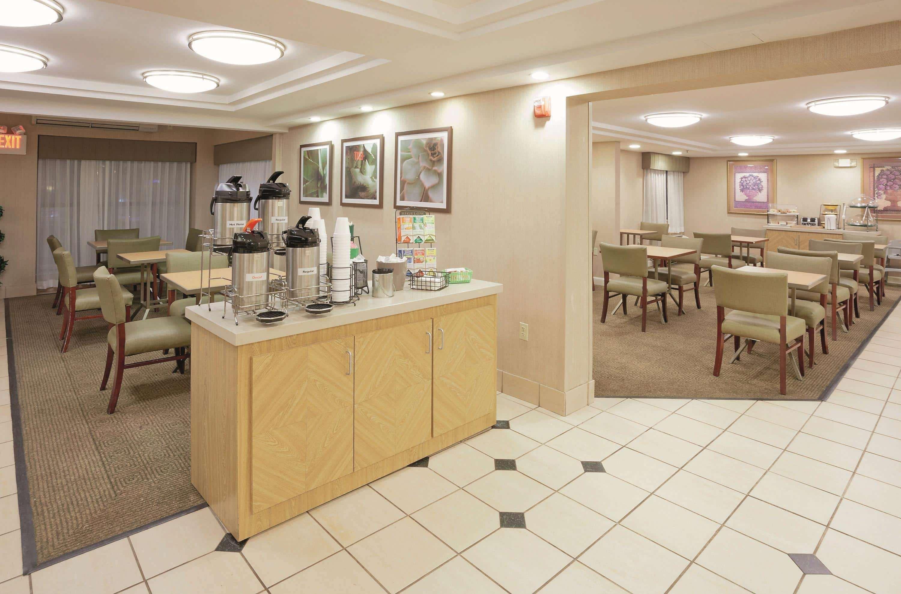 Hotel La Quinta By Wyndham Warwick Providence Airport Zewnętrze zdjęcie